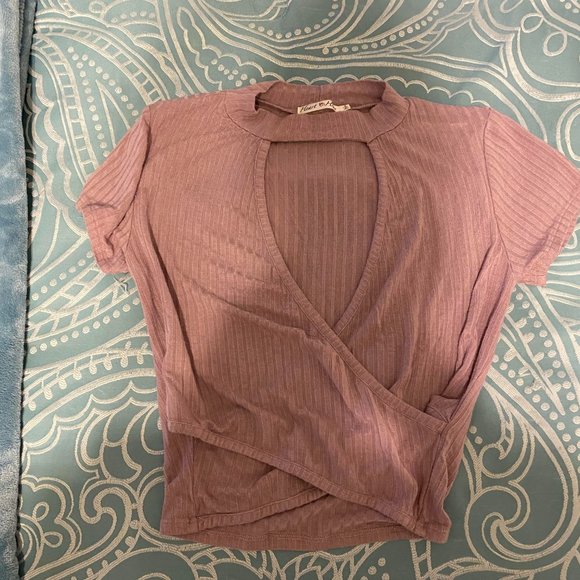 Pink crop top - Picture 2 of 3